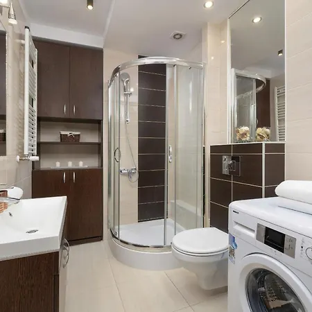 Cracow Podgorze Obozowa With Parking By Renters Appartement Cracovie