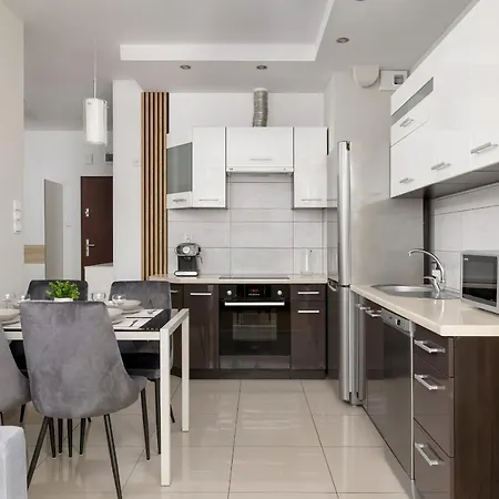 Appartement Cracow Podgorze Obozowa With Parking By Renters *